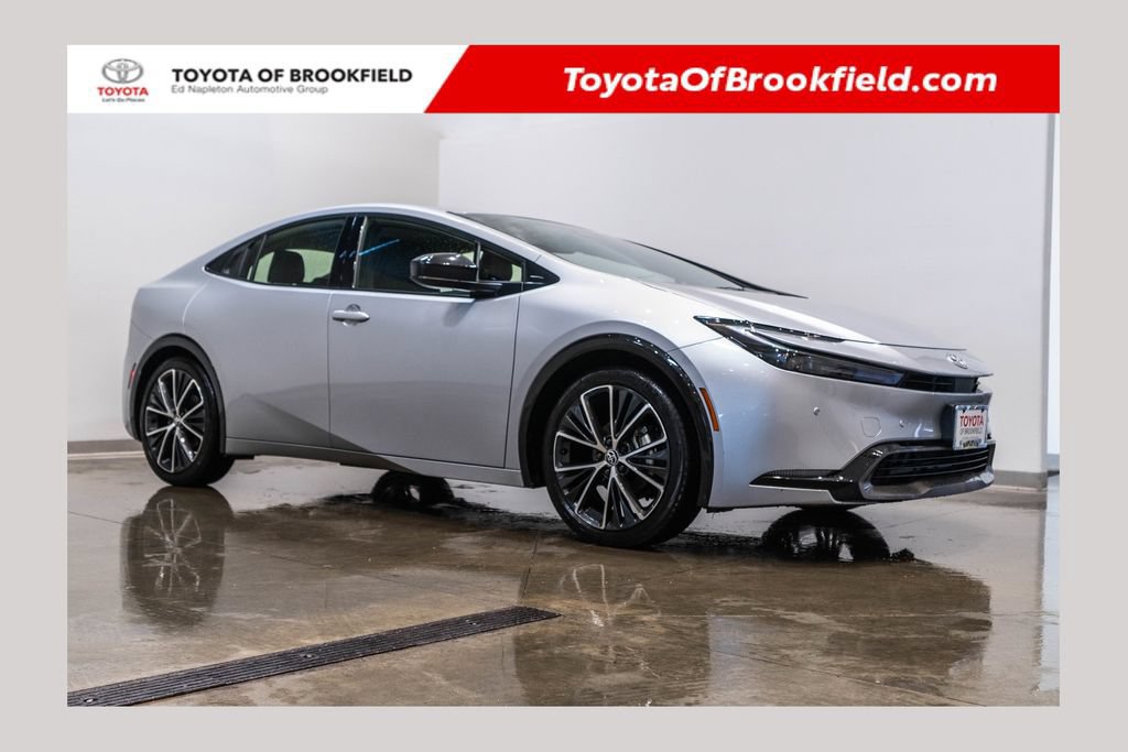Certified 2025 Toyota Prius XLE