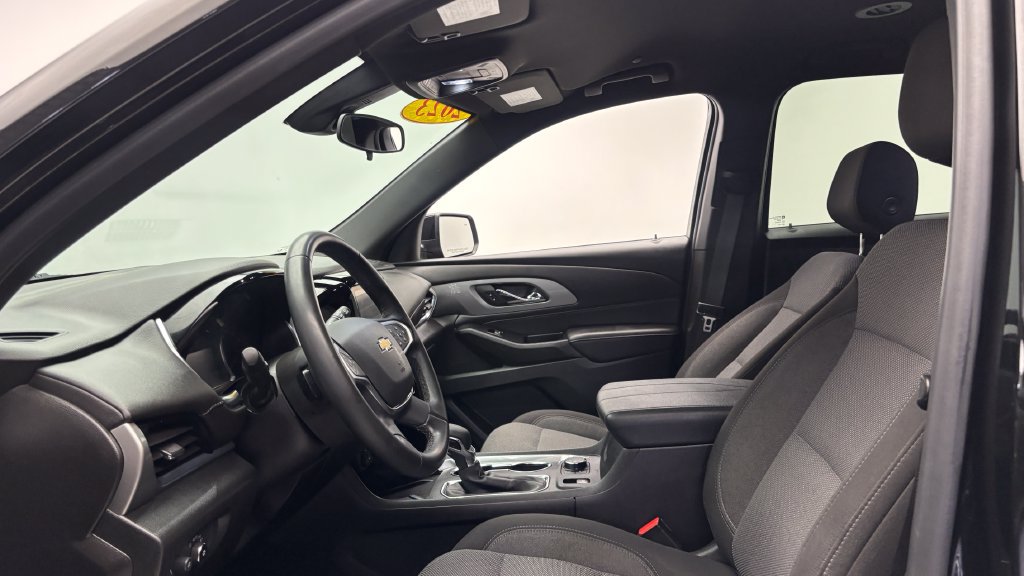Used 2023 Chevrolet Traverse LT w/ LPO, Floor Liner Package AWD/4WD image 11
