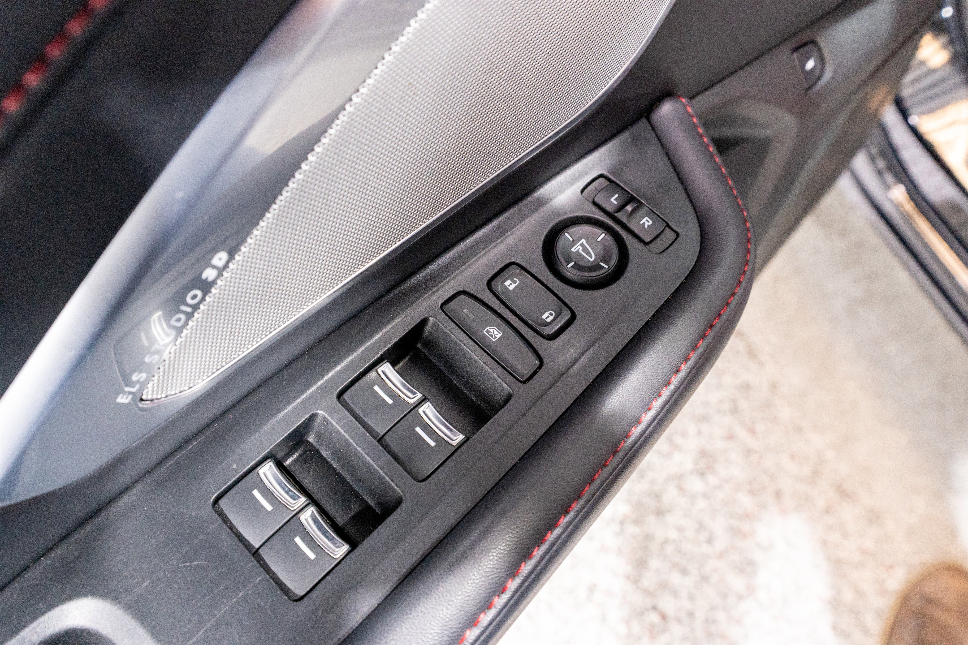 Used 2019 Acura RDX A-Spec image 15