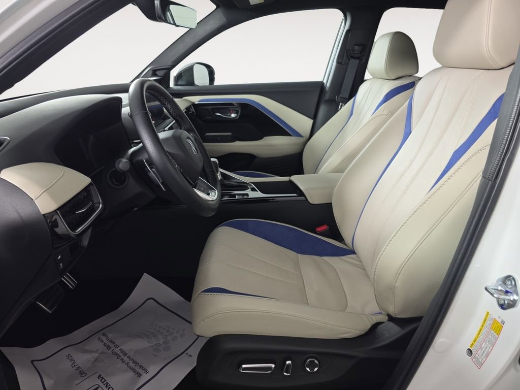 Used 2025 Acura ADX A-Spec image 9