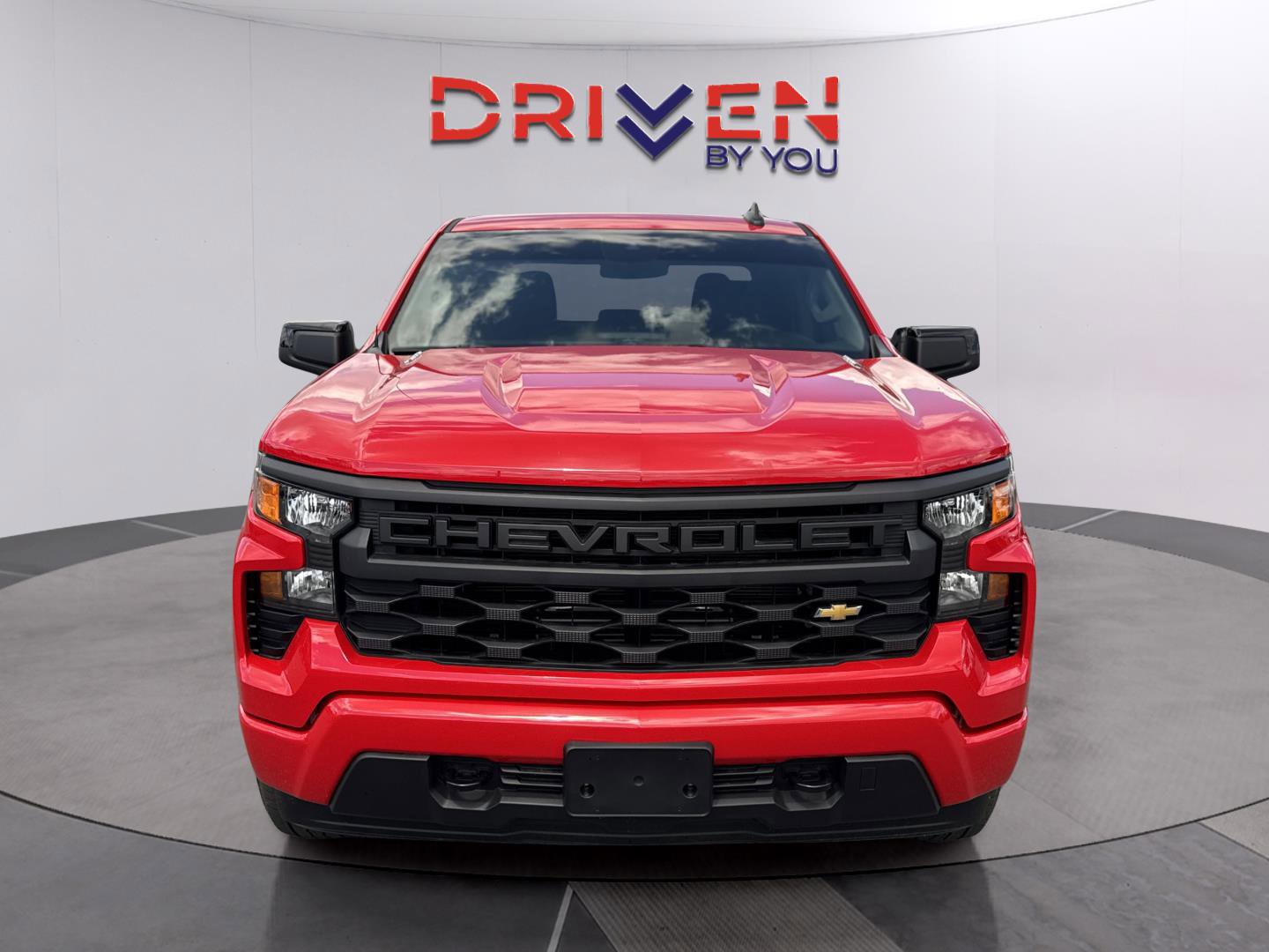 Used 2025 Chevrolet Silverado 1500 Custom image 9