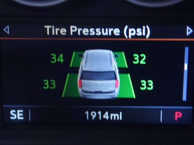 Certified 2024 Chevrolet Tahoe LS image 4