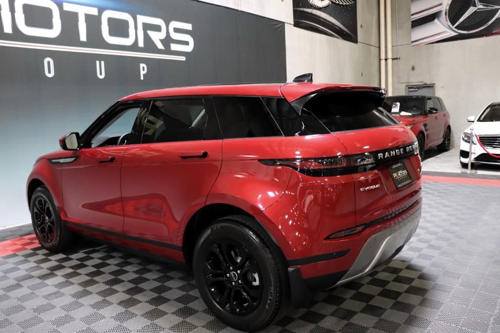 Used 2023 Land Rover Range Rover Evoque S image 4