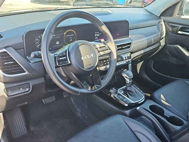 Used 2024 Kia Seltos EX AWD/4WD image 17