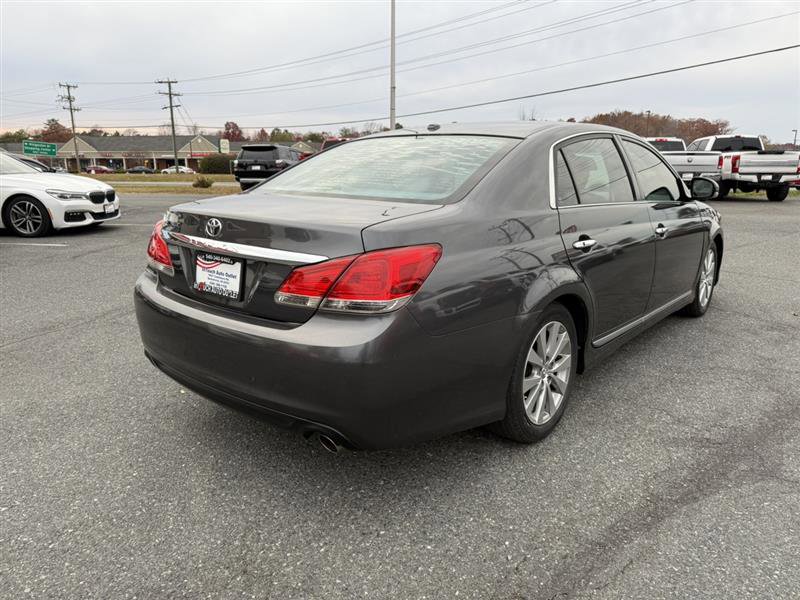 Used 2011 Toyota Avalon Limited FWD image 4