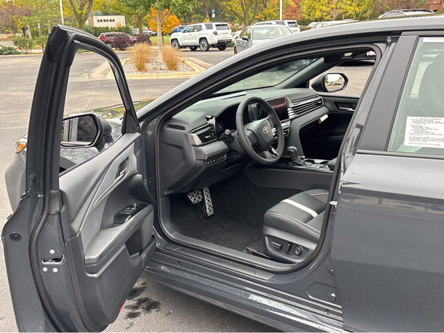 New 2026 Toyota Camry SE image 3
