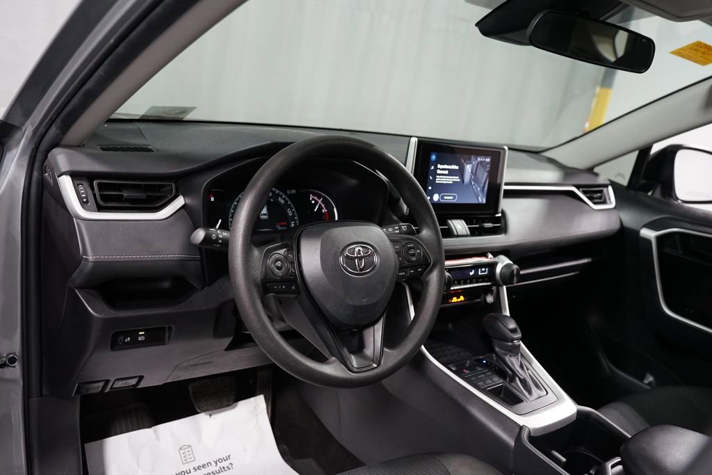 Certified 2025 Toyota RAV4 LE AWD/4WD image 11