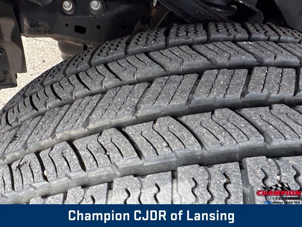 Used 2023 RAM 1500 Big Horn AWD/4WD image 40