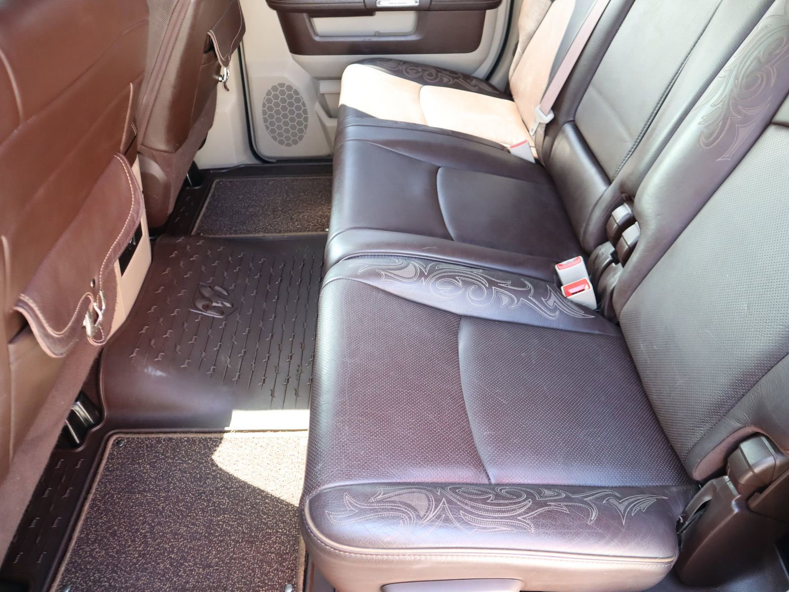 Used 2013 RAM 3500 Laramie Longhorn w/ Cold Weather Group image 51