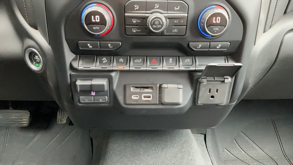 Certified 2019 Chevrolet Silverado 1500 LTZ AWD/4WD image 35