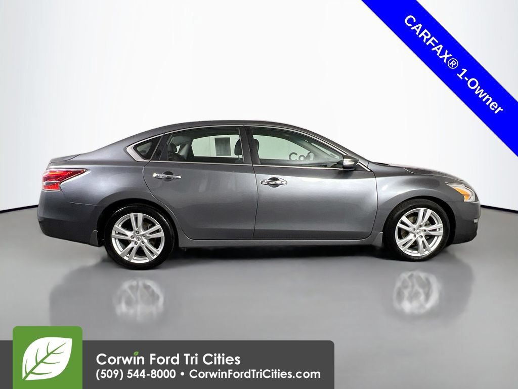 Used 2015 Nissan Altima 3.5 SL FWD image 18