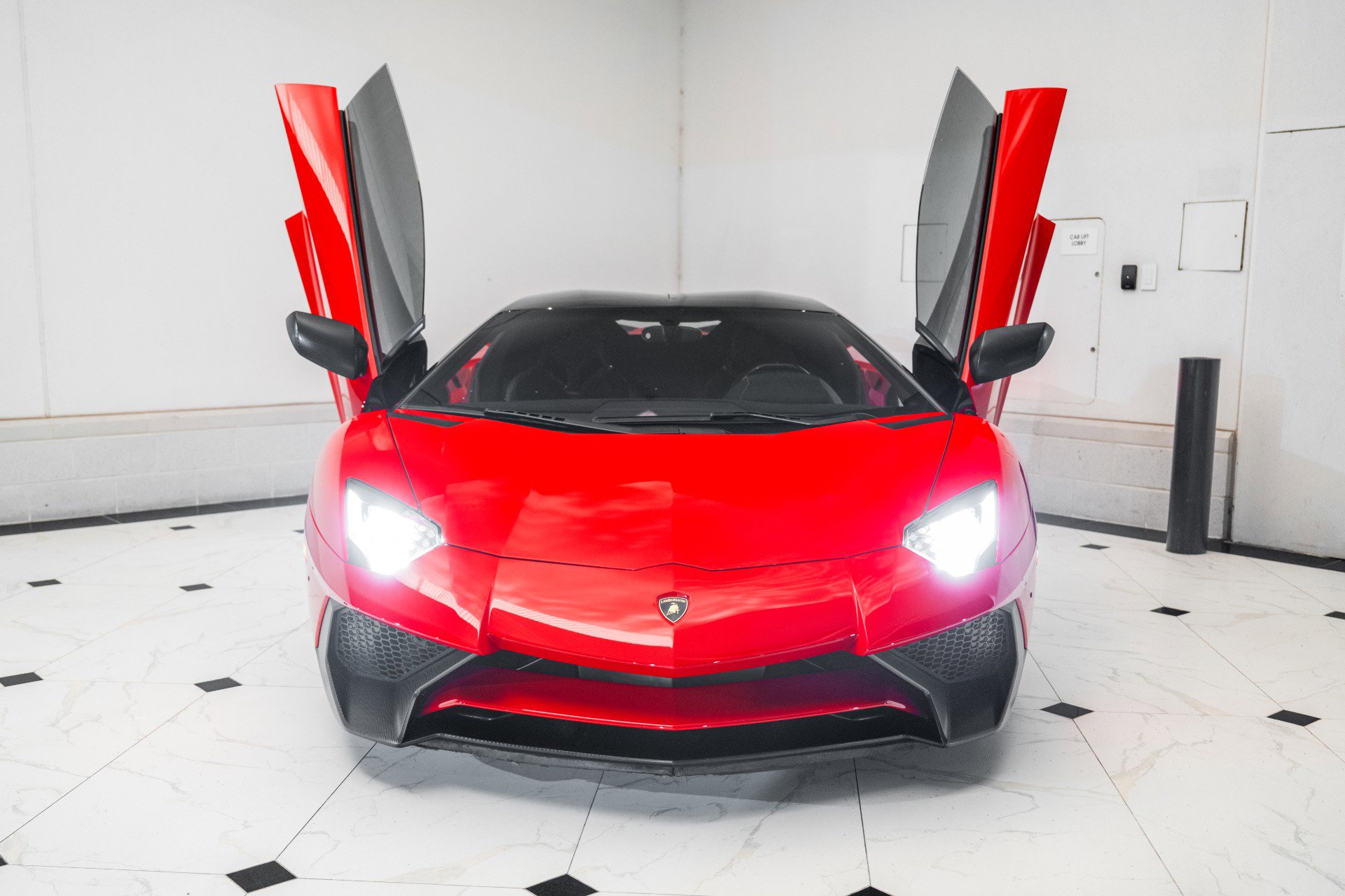 Used 2016 Lamborghini Aventador LP 750-4 Superveloce image 32
