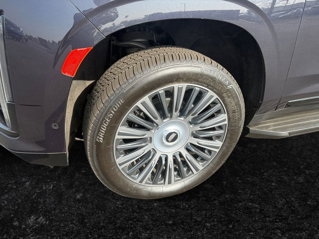 Used 2023 Cadillac Escalade Sport Platinum image 9