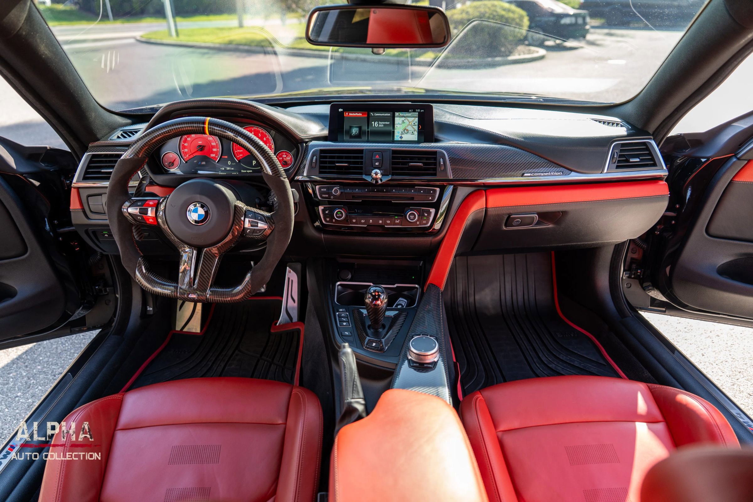 Used 2020 BMW M4 Coupe w/ Competition Package image 28