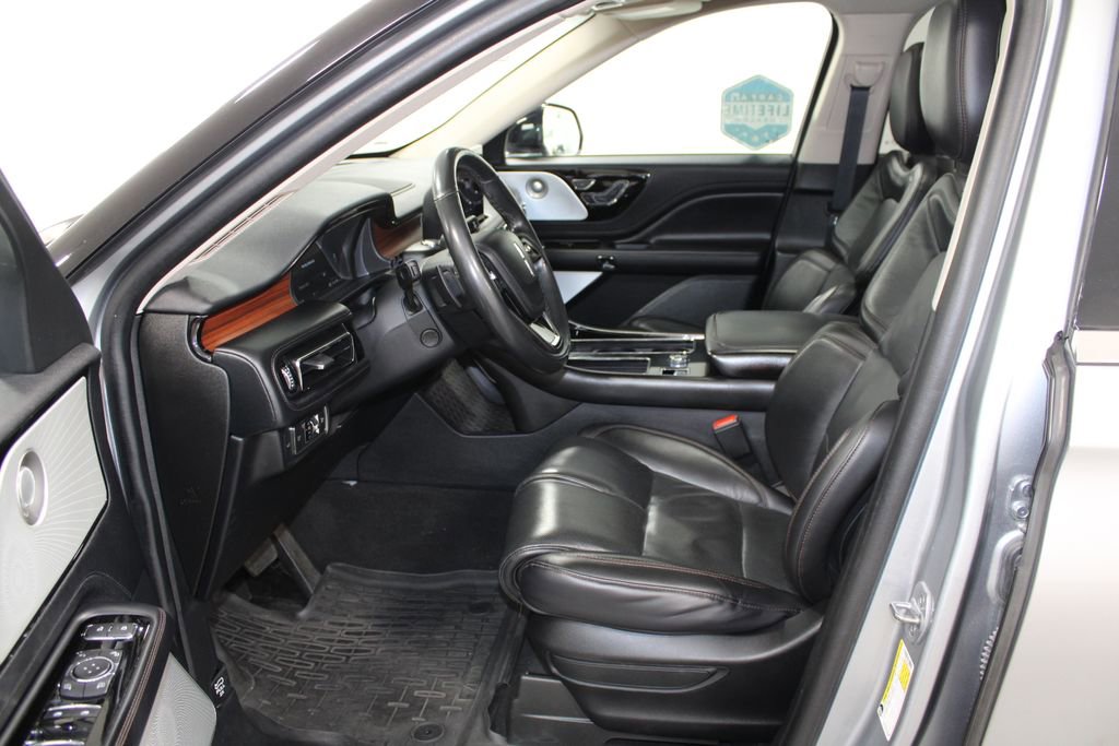 Used 2022 Lincoln Aviator Reserve w/ Equipment Group 201A image 23