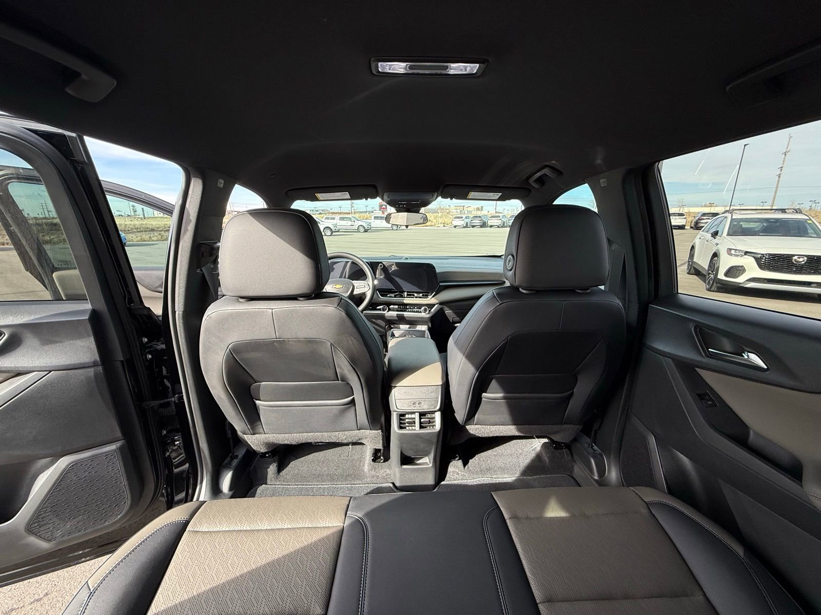 Used 2026 Chevrolet Equinox LT w/ Convenience Package II image 26