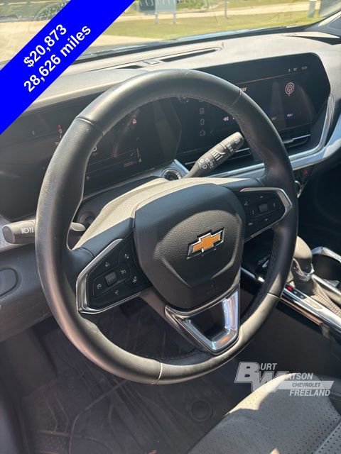 Used 2024 Chevrolet Trax LT w/ Sunroof Package FWD image 15