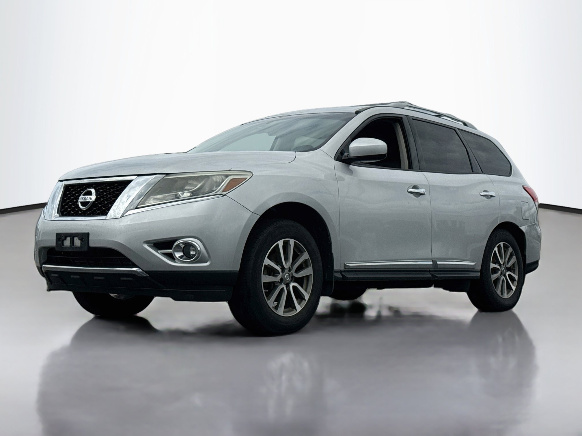 Used 2013 Nissan Pathfinder SL w/ SL Premium Pkg AWD/4WD image 3
