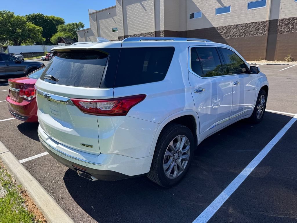 Used 2018 Chevrolet Traverse Premier w/ Driver Confidence II Package FWD image 14