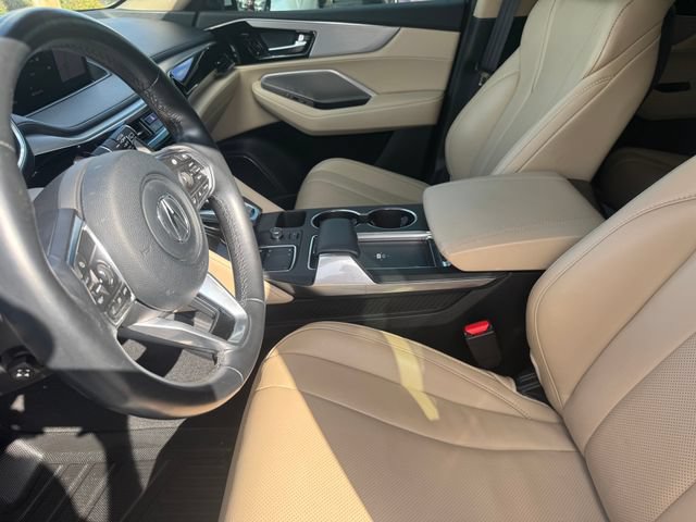 Used 2022 Acura MDX w/ Technology Package FWD image 9