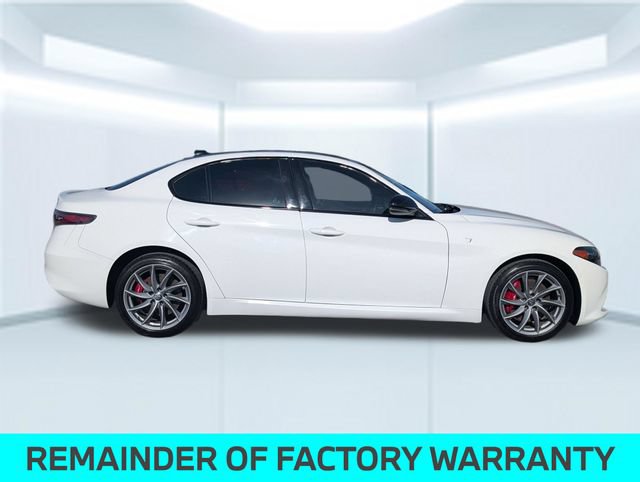 Used 2024 Alfa Romeo Giulia Ti AWD/4WD image 7
