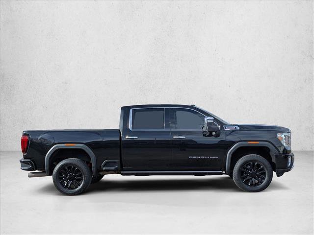 Used 2021 GMC Sierra 2500 Denali w/ Denali Black Diamond Edition image 4