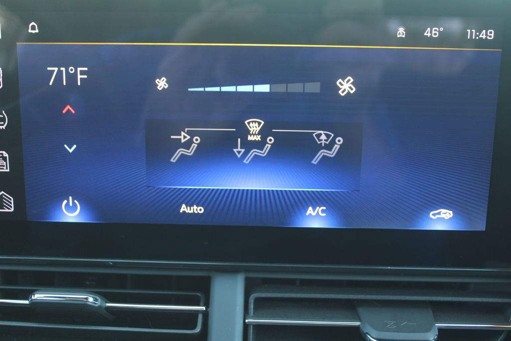 Used 2024 Chevrolet Trax RS image 42