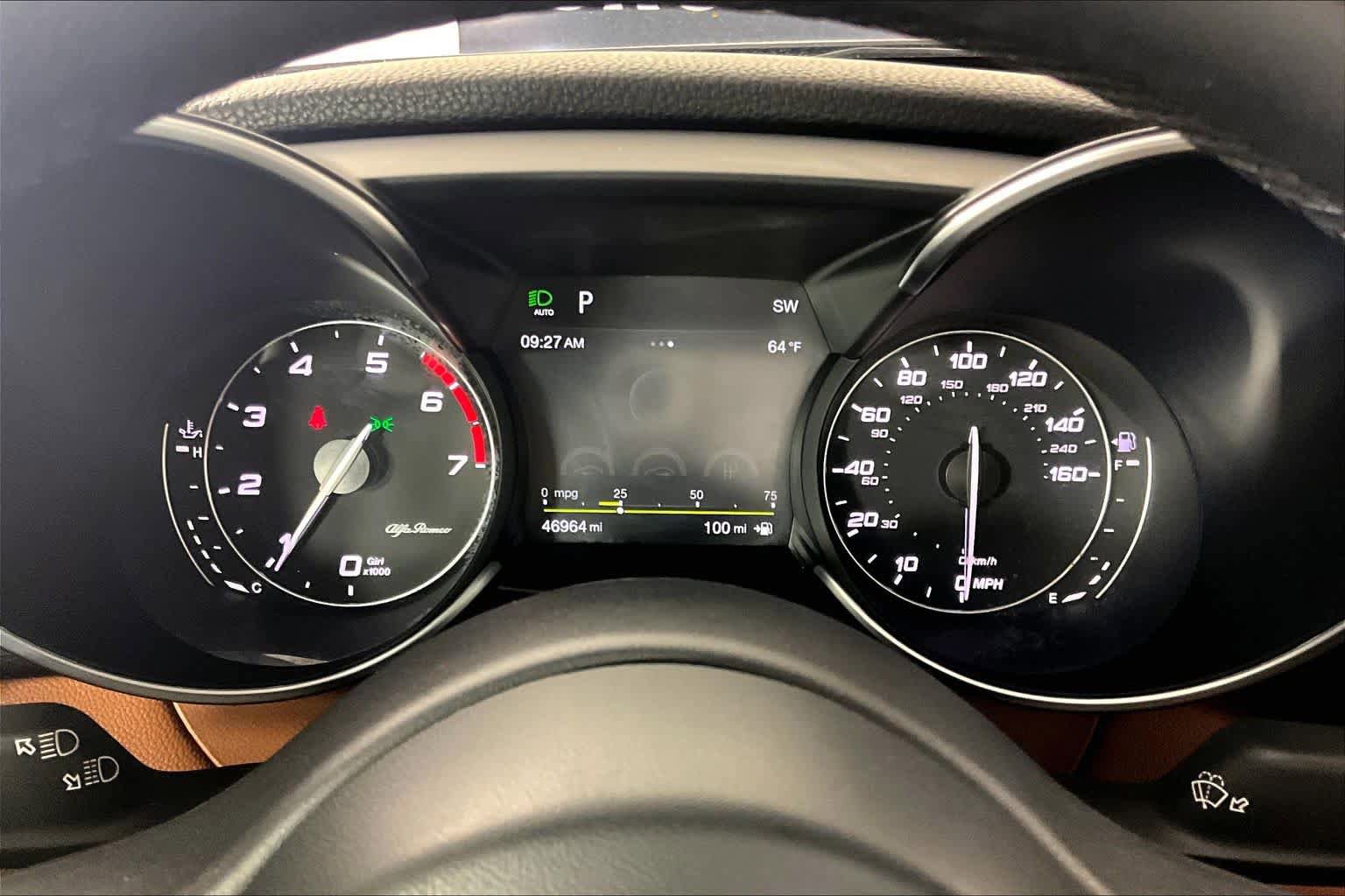 Used 2019 Alfa Romeo Giulia w/ Quick Order Package 22K Sport RWD image 25