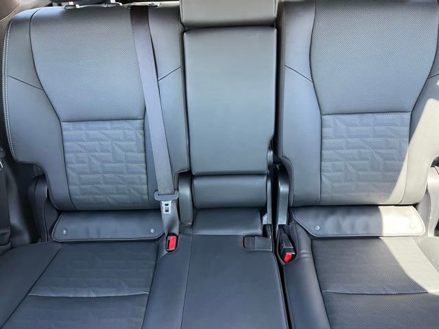 Used 2025 Toyota 4Runner TRD Off-Road Premium w/ Tow Technology Package AWD/4WD image 28