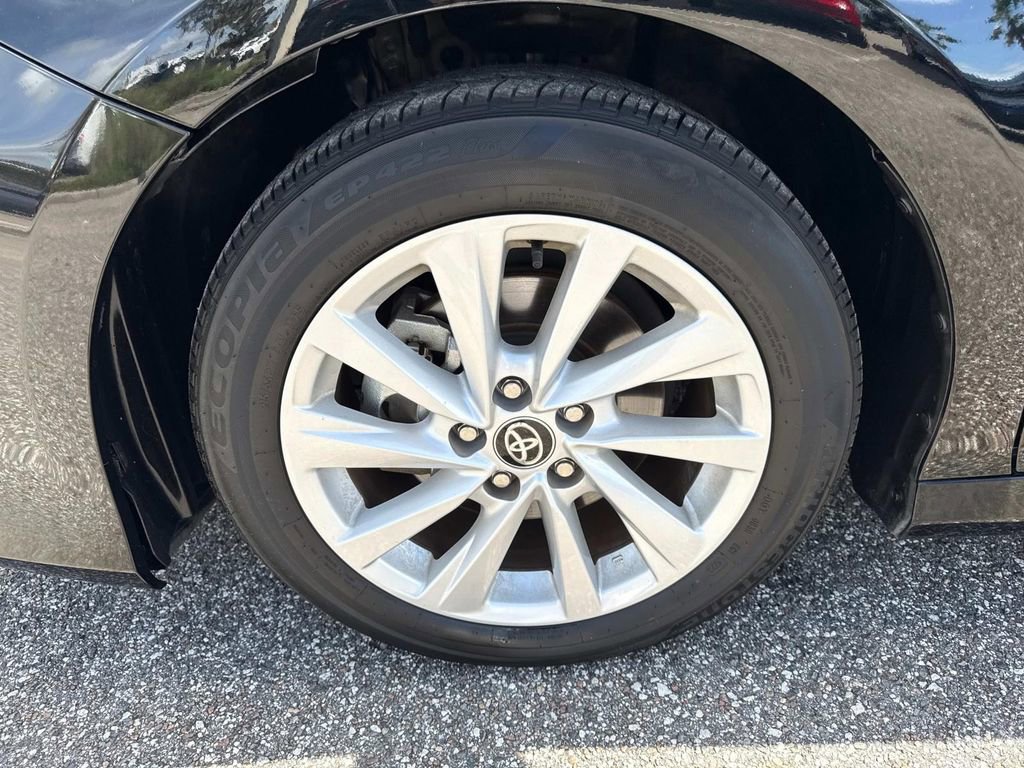 Used 2024 Toyota Camry LE image 11