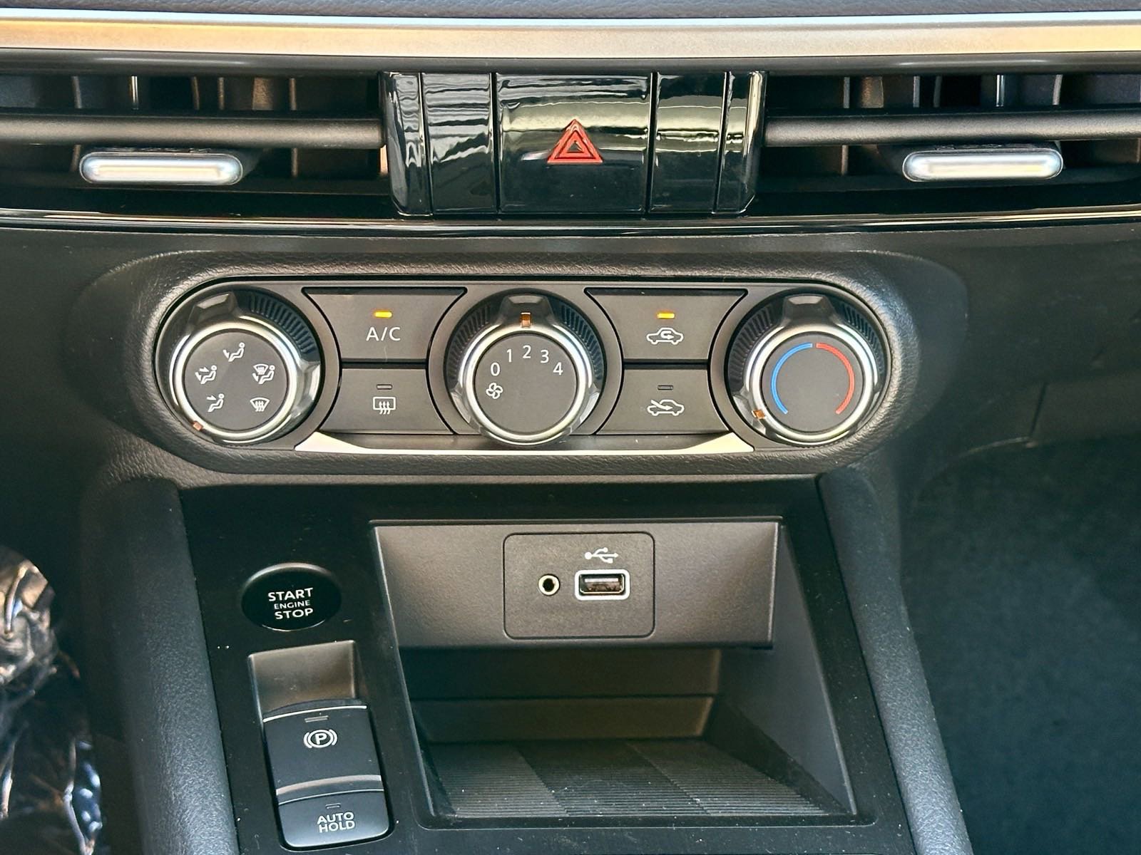 New 2025 Nissan Kicks SV image 22