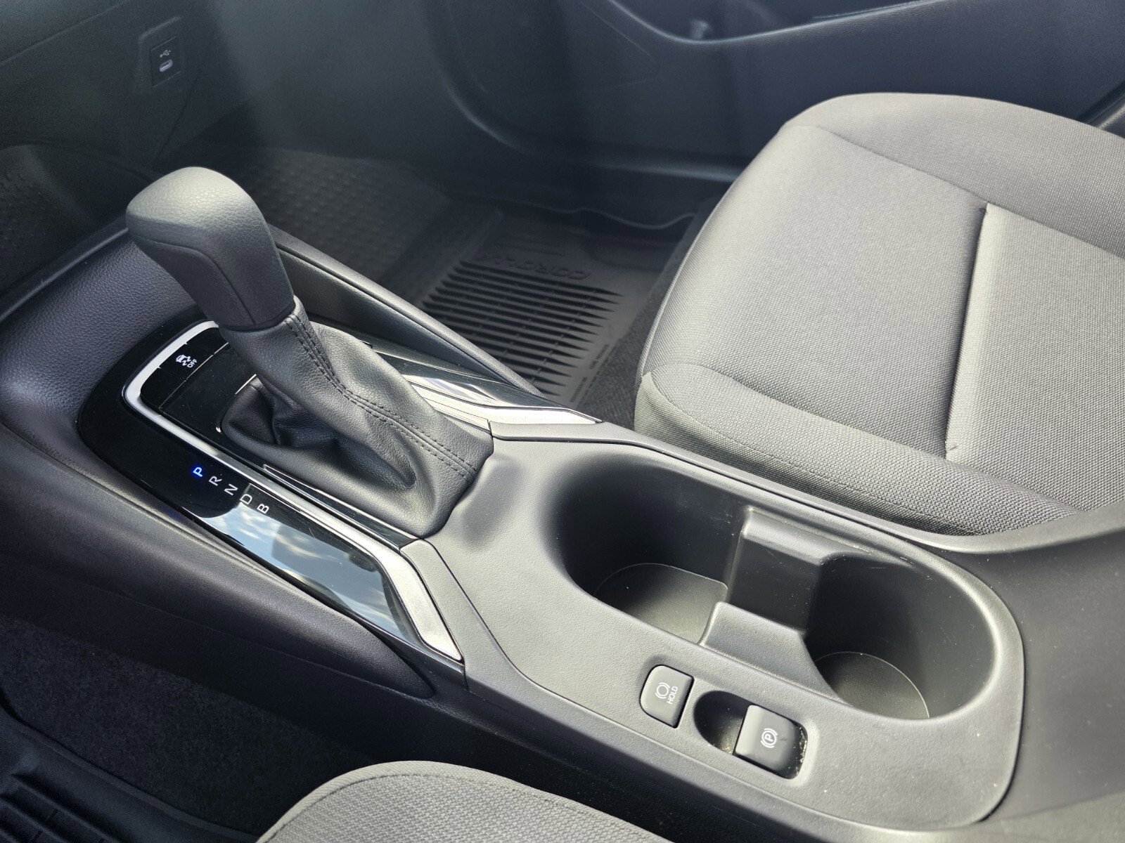 Used 2025 Toyota Corolla LE FWD image 20
