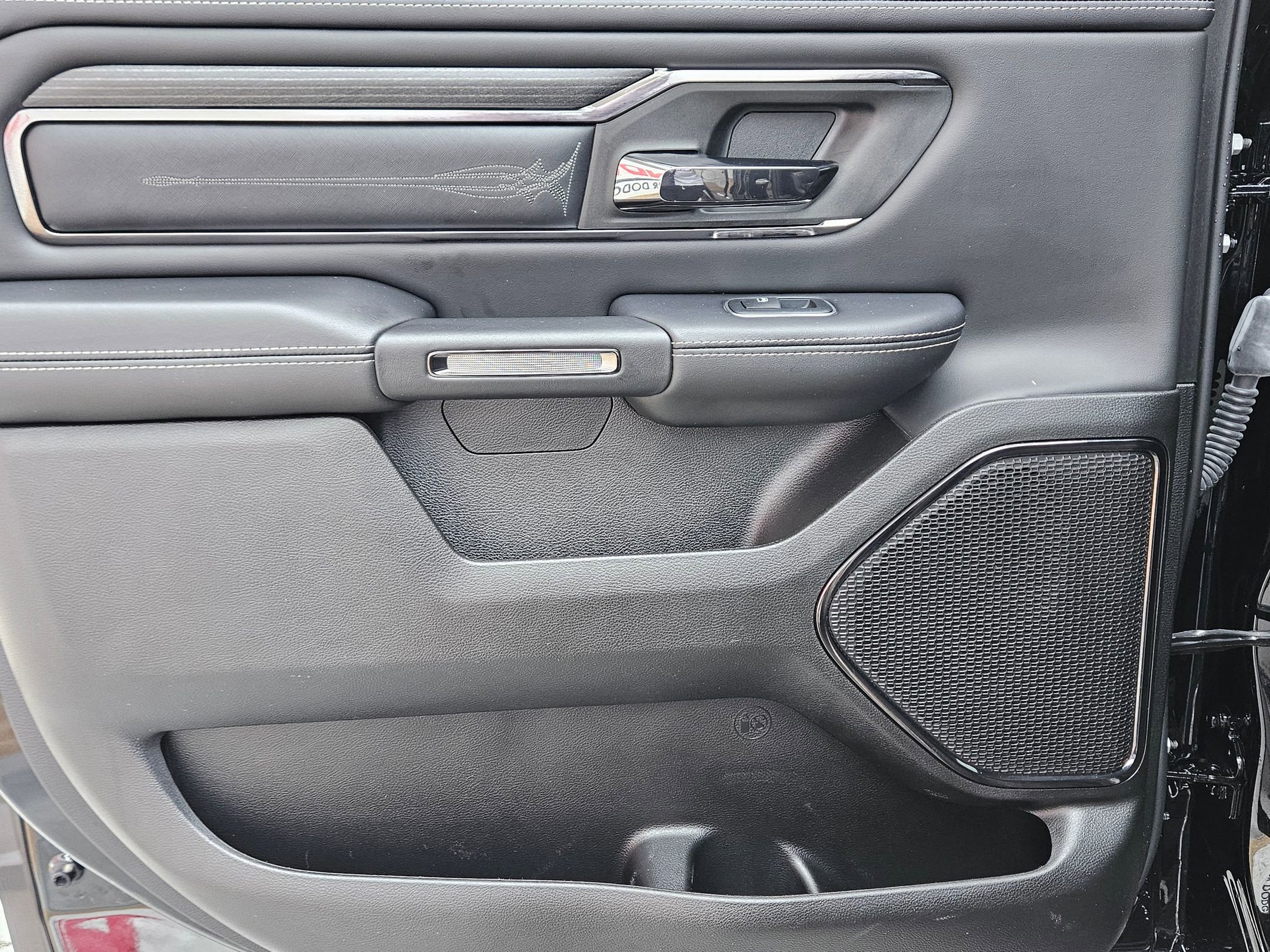 Used 2024 RAM 1500 Limited image 22