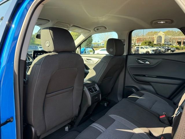 Used 2025 Chevrolet Blazer LT image 27