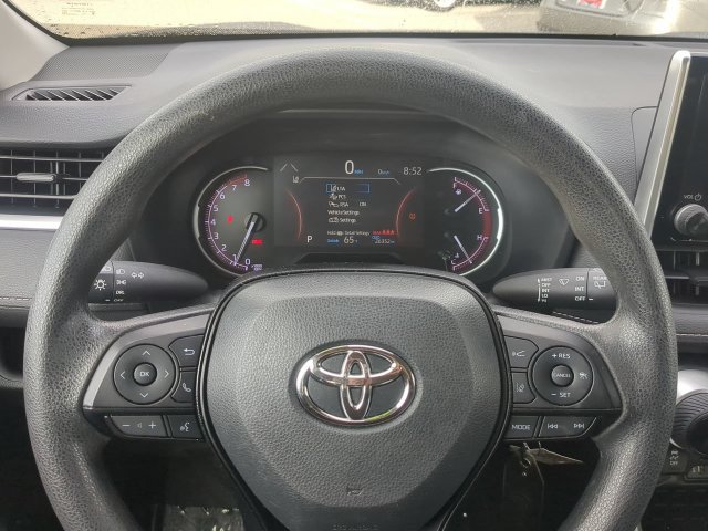 Certified 2023 Toyota RAV4 LE FWD image 29