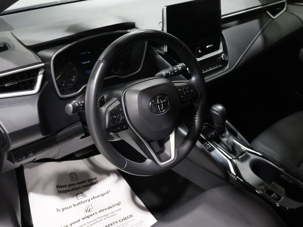 Used 2024 Toyota Corolla SE image 16