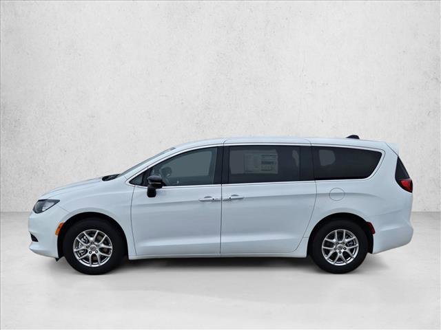 New 2025 Chrysler Voyager LX image 8