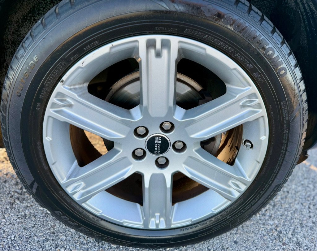 Used 2015 Land Rover Range Rover Evoque Pure Plus image 24