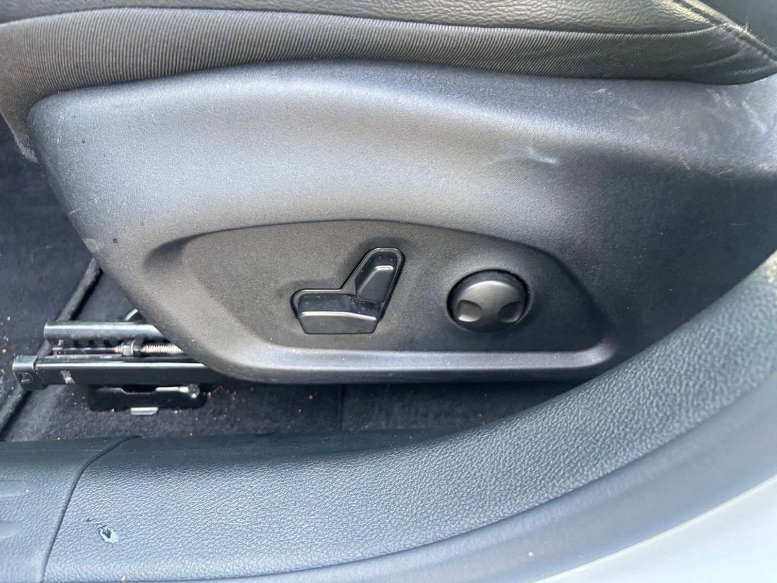 Used 2025 Jeep Compass Limited AWD/4WD image 22