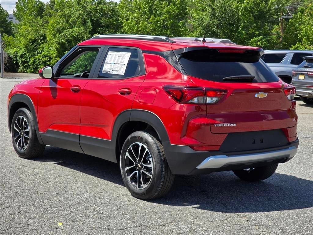 New 2026 Chevrolet TrailBlazer LT w/ Convenience Package FWD image 19