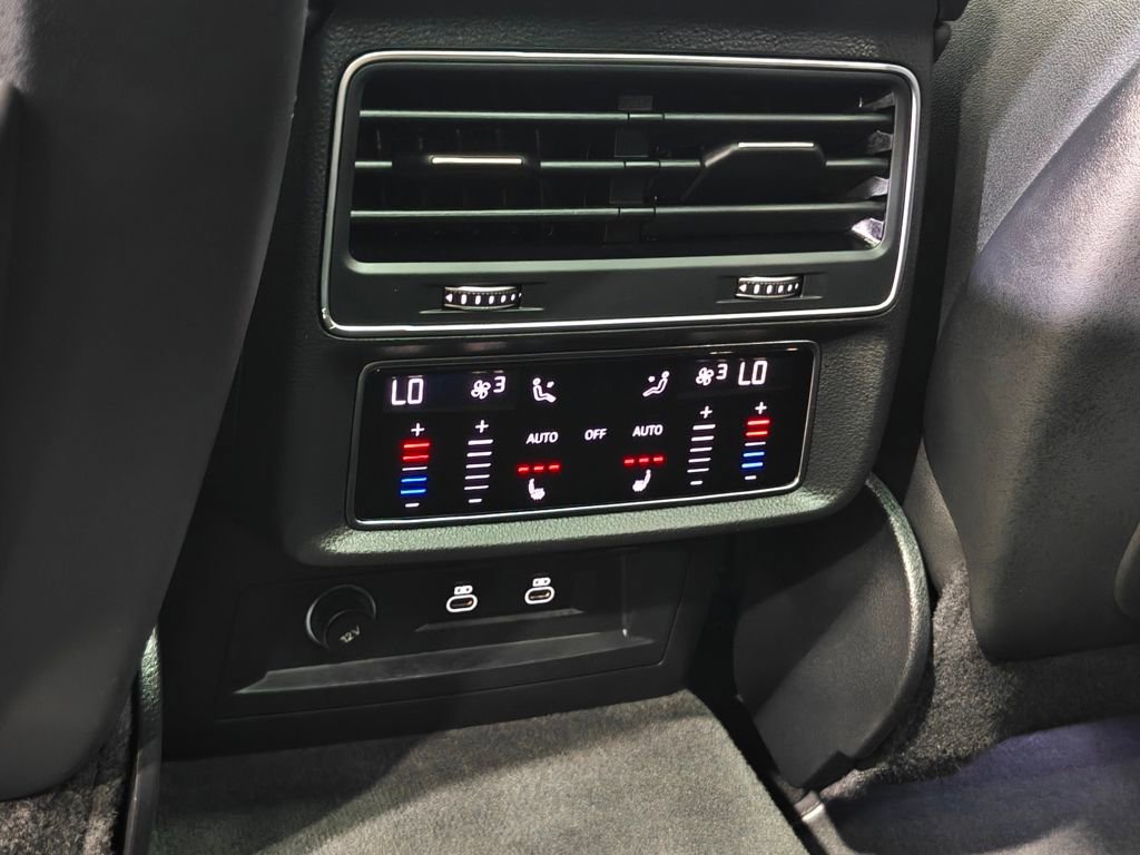 Used 2025 Audi Q7 2.0T Premium Plus w/ Premium Plus Package image 34