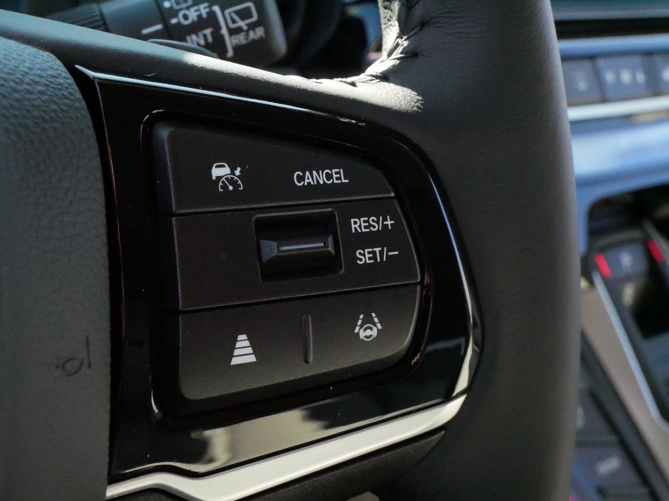 Certified 2026 Honda Odyssey Touring image 25