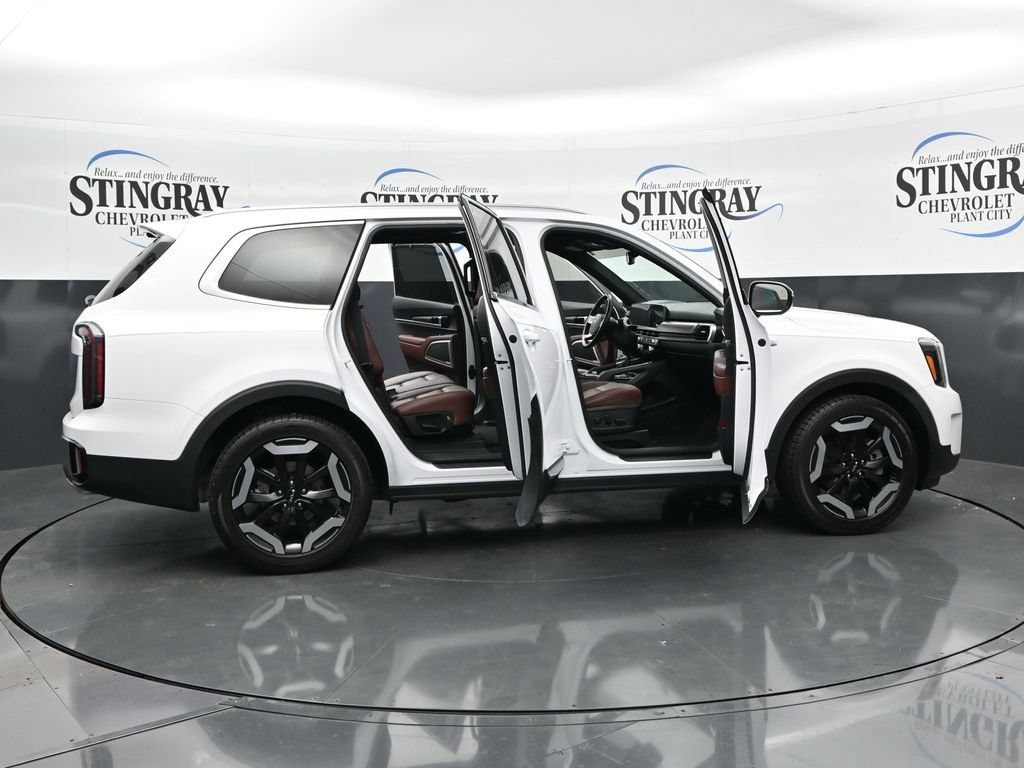 Used 2023 Kia Telluride EX FWD image 36