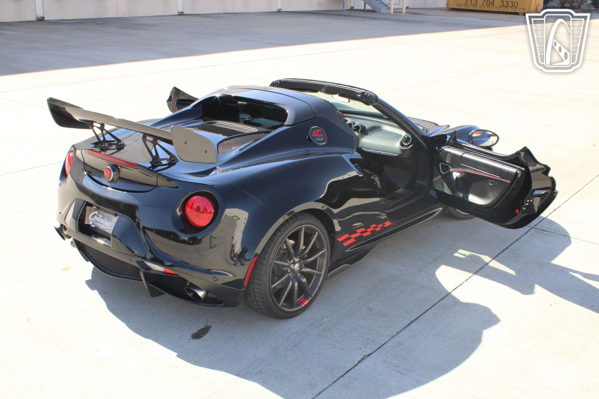 Used 2016 Alfa Romeo 4C Spider w/ Convenience Group - Spider image 9