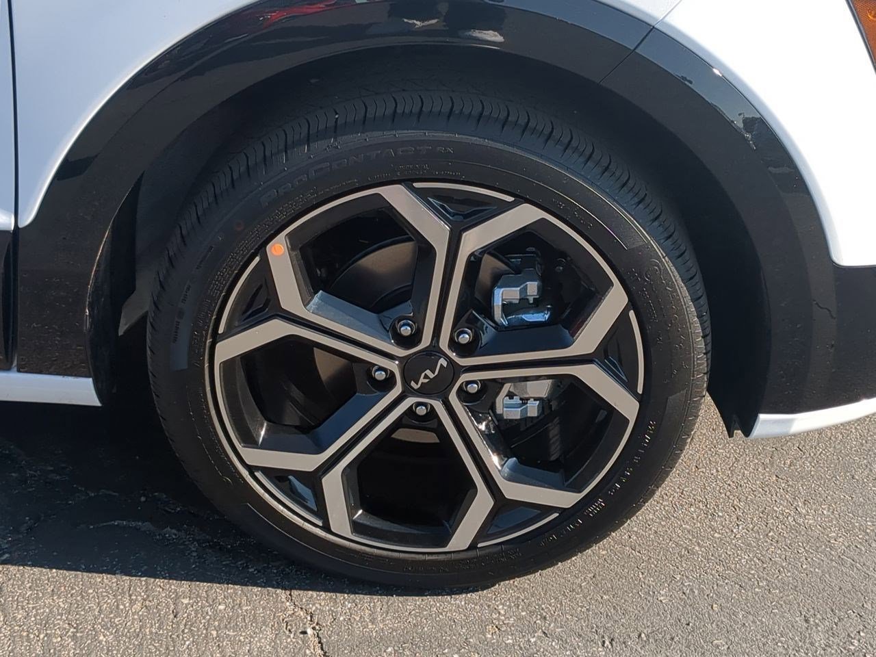 New 2025 Kia Niro EX Touring image 4