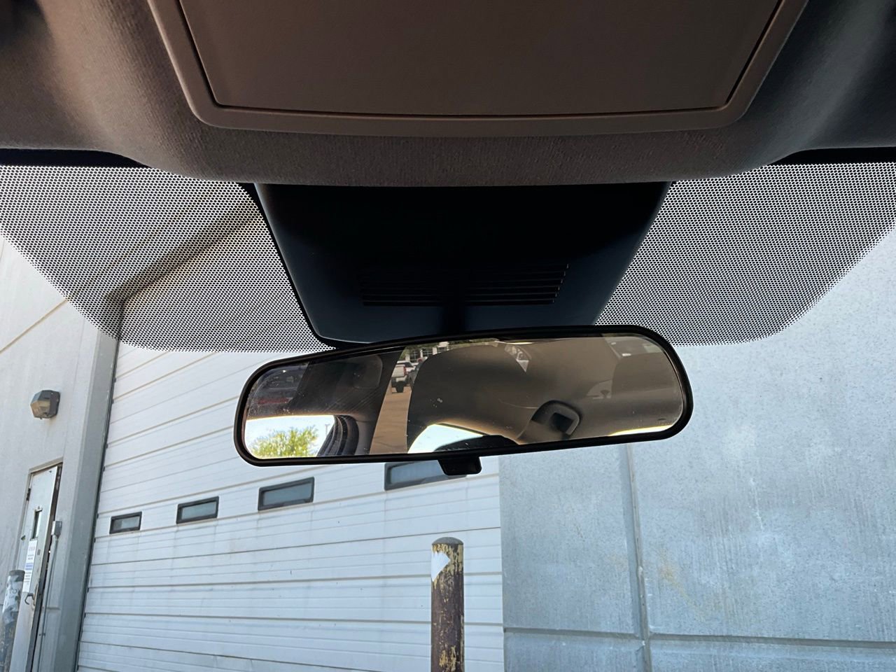 Used 2025 Nissan Sentra S image 16