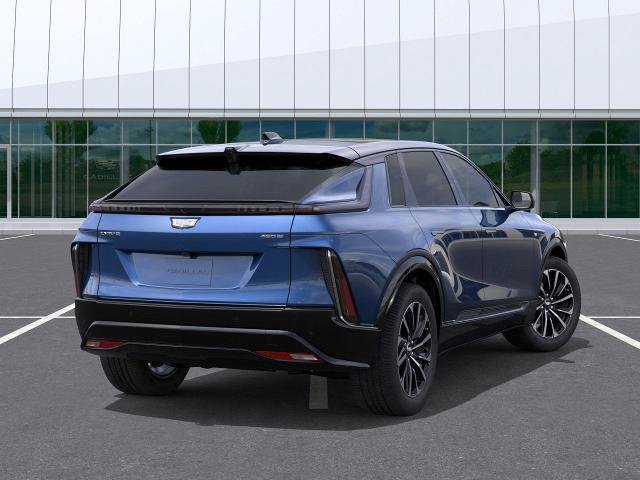 New 2025 Cadillac Lyriq Sport RWD image 4