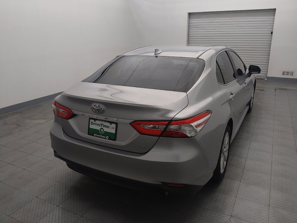 Used 2019 Toyota Camry LE image 7