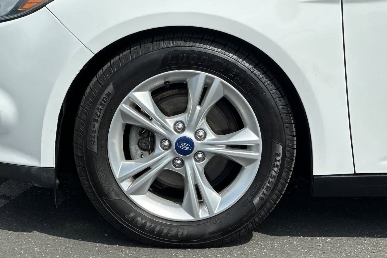 Used 2014 Ford Focus SE FWD image 24