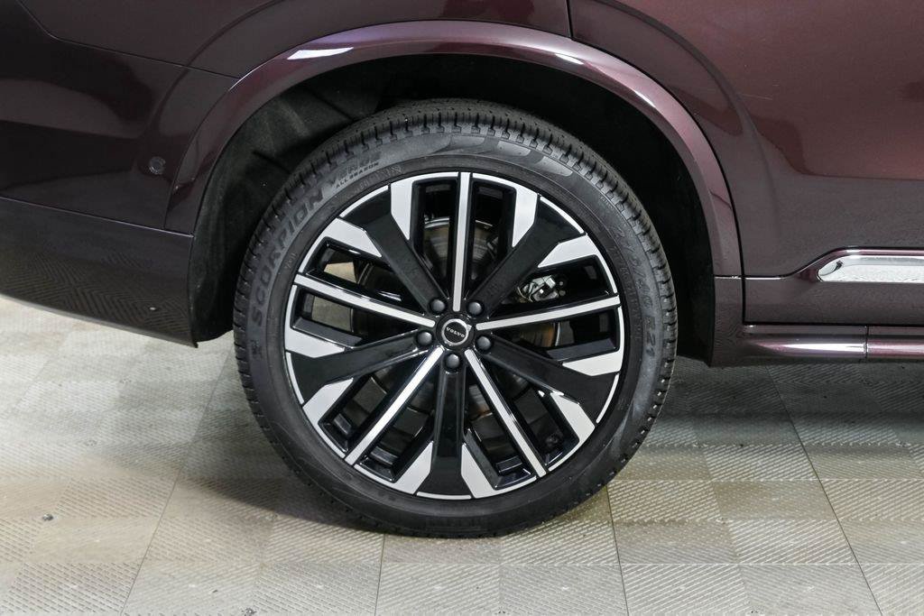 Certified 2025 Volvo XC90 T8 Plus AWD/4WD image 40